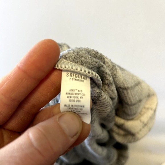 Aerie Women's Plaid Snowed-In Fleece Jogger Pajama Pants Size Gray White S - Picture 8 of 9